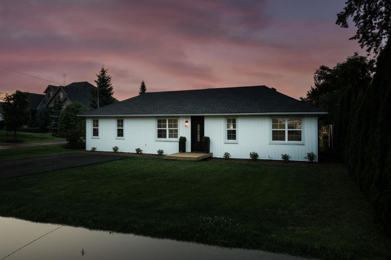 The Little White Haus Villa Niagara-on-the-Lake Exterior foto